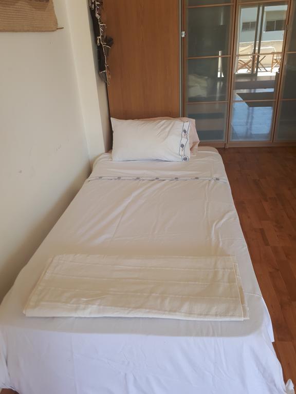 Studio Room Ensuite By The Beach, Entire Independent Unit Limassol Exterior foto